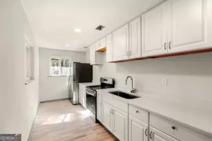 4010 Boulder Park Dr SW, Atlanta, GA 30331 - Photo 3