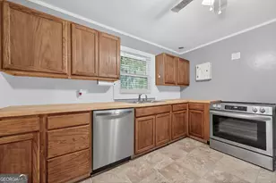 170 Magnolia Ave SE, Milledgeville, GA 31061 - Photo 7