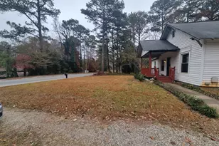 6570 Rivertown Rd, Fairburn, GA 30213 - Photo 5