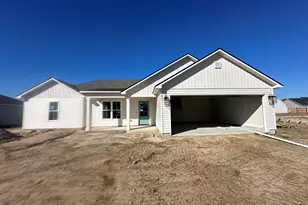 61 Cypress St, Ray City, GA 31645 - Photo 1