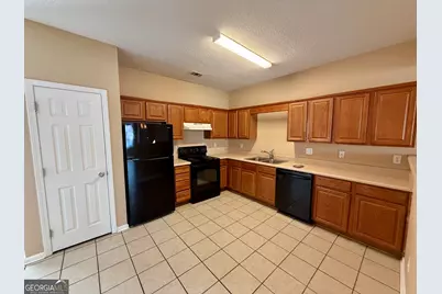 11322 Michelle Way, Hampton, GA 30228 - Photo 7