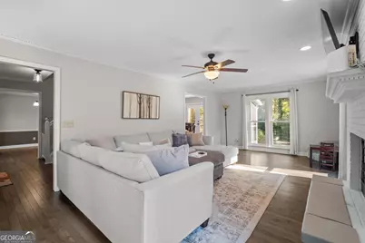 358 Timber Way E, Marietta, GA 30066 - Photo 13