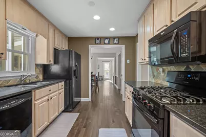 358 Timber Way E, Marietta, GA 30066 - Photo 9