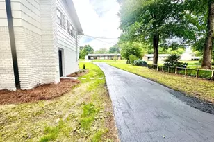 309 Morning Star Ln, Mount Airy, GA 30563 - Photo 7