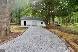 309 Morning Star Ln, Mount Airy, GA 30563 - Photo 3