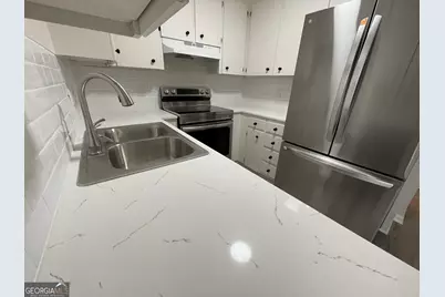 130 Springdale Court, Macon, GA 31210 - Photo 5