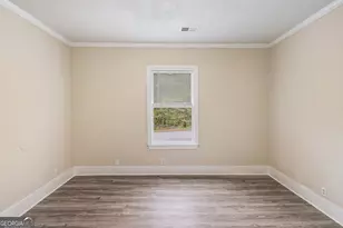 341 Main St, Griffin, GA 30223 - Photo 13