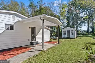 215 Hunter St, Union Point, GA 30669 - Photo 33