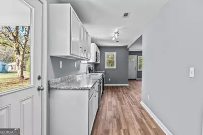 215 Hunter Street, Union Point, GA 30669 - Photo 11