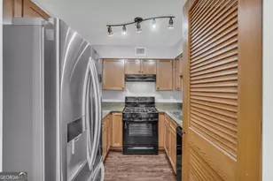 2479 Peachtree Rd NE, Atlanta, GA 30305 - Photo 79