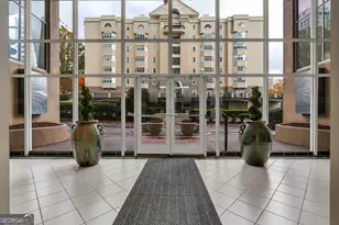 2479 Peachtree Rd NE, Atlanta, GA 30305 - Photo 9