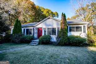 304 Taliaferro Dr, Hogansville, GA 30230 - Photo 1