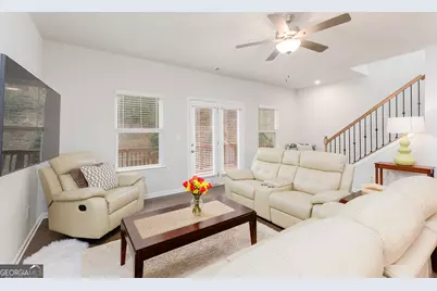 2527 Hedgeway Circle, Kennesaw, GA 30144 - Photo 9