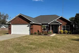 1212 E Barnard St, Glennville, GA 30427 - Photo 1