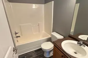 1212 E Barnard St, Glennville, GA 30427 - Photo 13