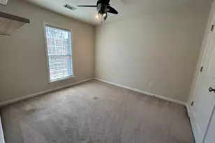 706 Oracle Dr, Lawrenceville, GA 30043 - Photo 19