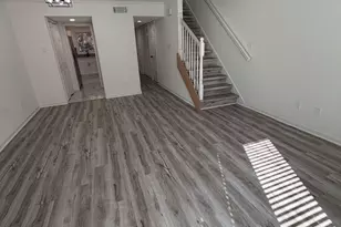 2250 Kings Gate Circle, Snellville, GA 30078 - Photo 17