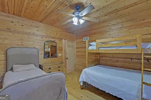 1056 Sweetwater Dr, Clarkesville, GA 30523 - Photo 25