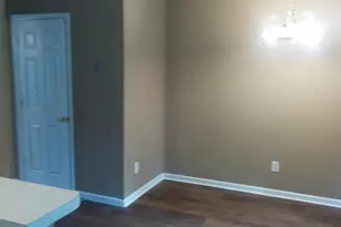 1652 Hallmark Hills Dr, Griffin, GA 30223 - Photo 9