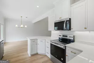 217 Sweetwater Blvd, Brunswick, GA 31525 - Photo 9