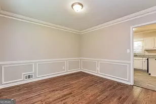 2552 Laurel View Ct, Snellville, GA 30078 - Photo 9