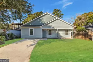 22 W 61st St, Savannah, GA 31405 - Photo 1