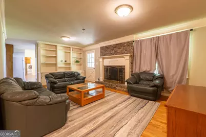 1976 Emerald Drive, Jonesboro, GA 30236 - Photo 9