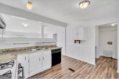 1663 Smith Road, Forsyth, GA 31029 - Photo 5