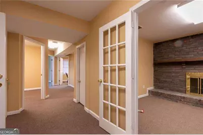 2251 Roswell Road NE, Marietta, GA 30062 - Photo 7