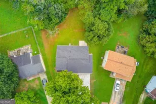 5266 Long Green Ln, Stone Mountain, GA 30088 - Photo 5