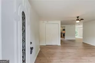 5266 Long Green Ln, Stone Mountain, GA 30088 - Photo 7