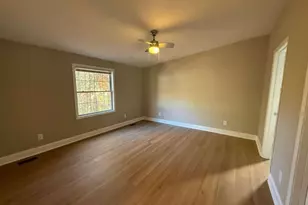 3726 Bolding Rd, Flowery Branch, GA 30542 - Photo 5