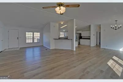 1241 W Currahee Street, Toccoa, GA 30577 - Photo 9