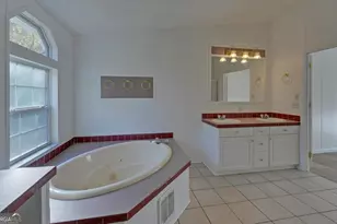 1241 W Currahee St, Toccoa, GA 30577 - Photo 25