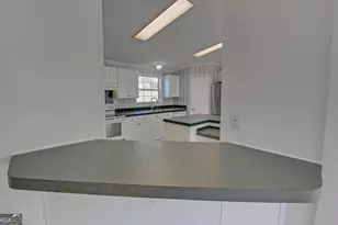 1241 W Currahee St, Toccoa, GA 30577 - Photo 15