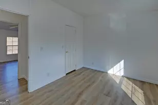 1241 W Currahee St, Toccoa, GA 30577 - Photo 29