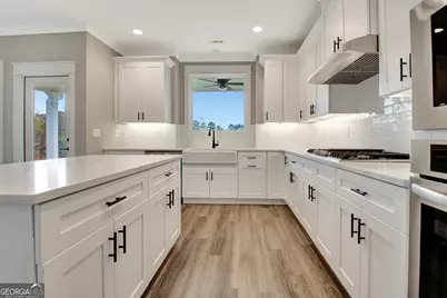 140 Redhaven Drive, Senoia, GA 30276 - Photo 9