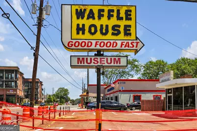 10 N Clarendon Avenue #SUITE B, Avondale Estates, GA 30002 - Photo 33