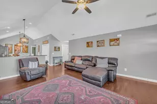 323 North Point Cir, Hartwell, GA 30643 - Photo 11