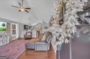 323 North Point Cir, Hartwell, GA 30643 - Photo 9