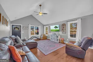 323 North Point Cir, Hartwell, GA 30643 - Photo 13