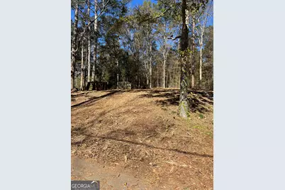 2316 Hi Roc Circle NE, Conyers, GA 30012 - Photo 5