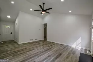 515 Allens Landing Ct, Lawrenceville, GA 30045 - Photo 19