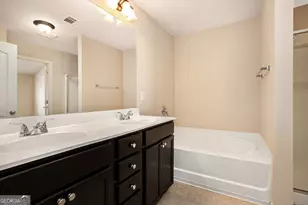 2426 Bellyard Dr, Buford, GA 30519 - Photo 19