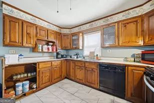 7417 Pleasant Hill Rd, Lithonia, GA 30058 - Photo 23