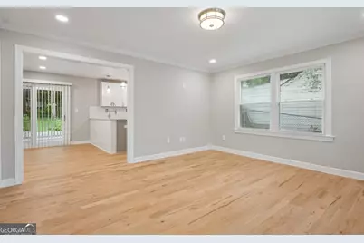 1335 East Washington Avenue, East Point, GA 30344 - Photo 7