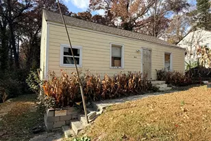 2631 Baker Ridge Dr NW, Atlanta, GA 30318 - Photo 3