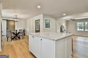 19 Foster Dr, Newnan, GA 30263 - Photo 17