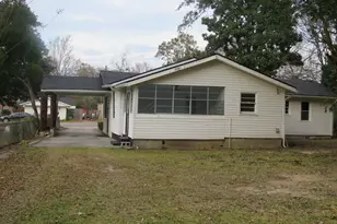 413 W Floyd St, Sandersville, GA 31082 - Photo 7