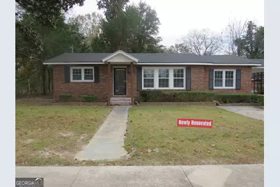 413 W Floyd Street, Sandersville, GA 31082 - Photo 1